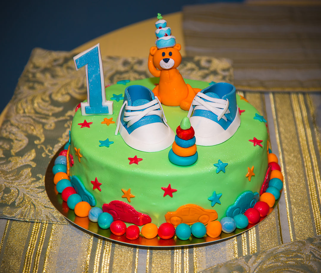 Noddy | Noddy cake, Cartoon cake, Themed cakes